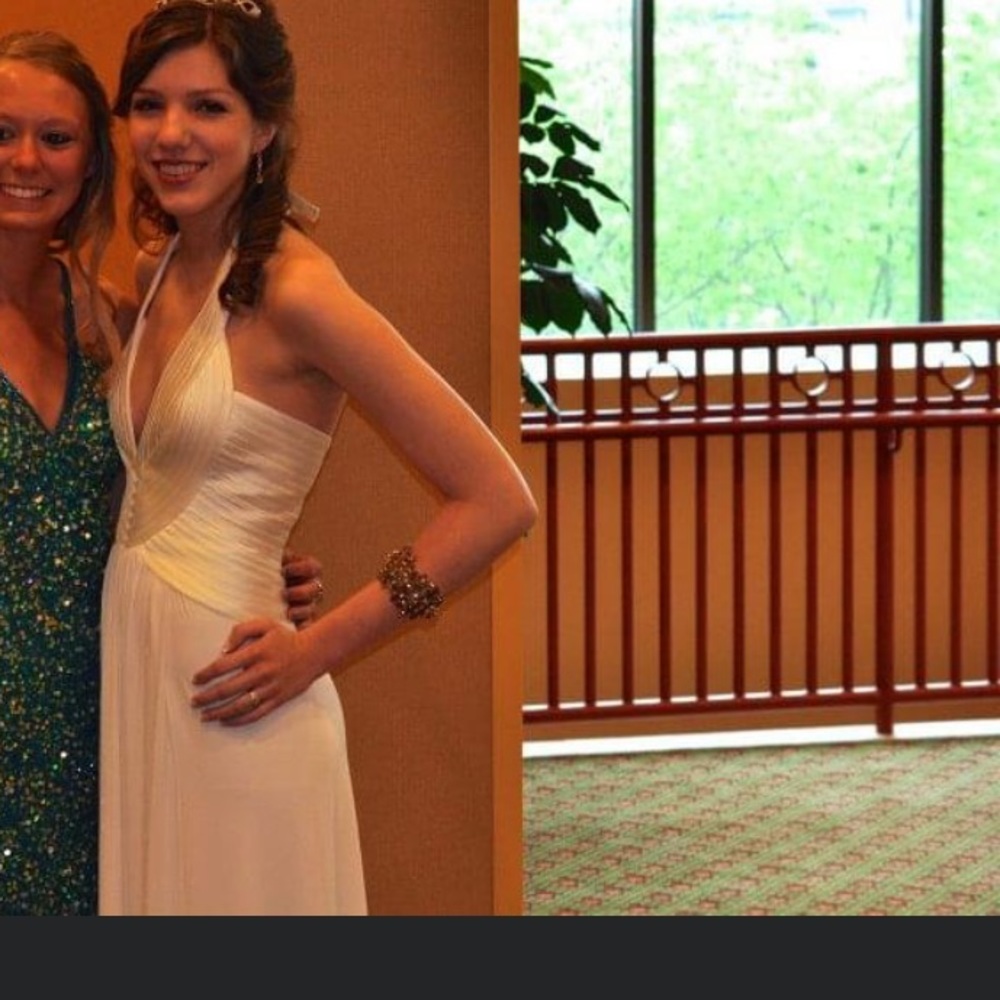 BCBG Max Azria white, floor-length, halter top evening gown. Size 0.